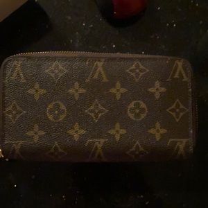 Authentic Louis Vuitton wallet with box